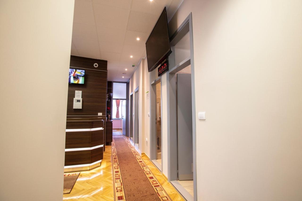 Hostel Amd Beograd Ngoại thất bức ảnh